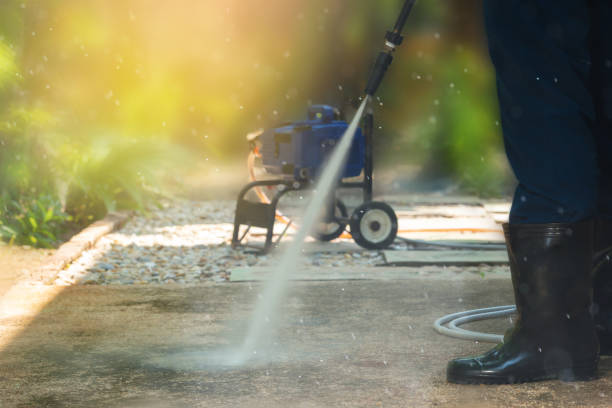 Best Sidewalk and Walkway Cleaning  in Selma, CA